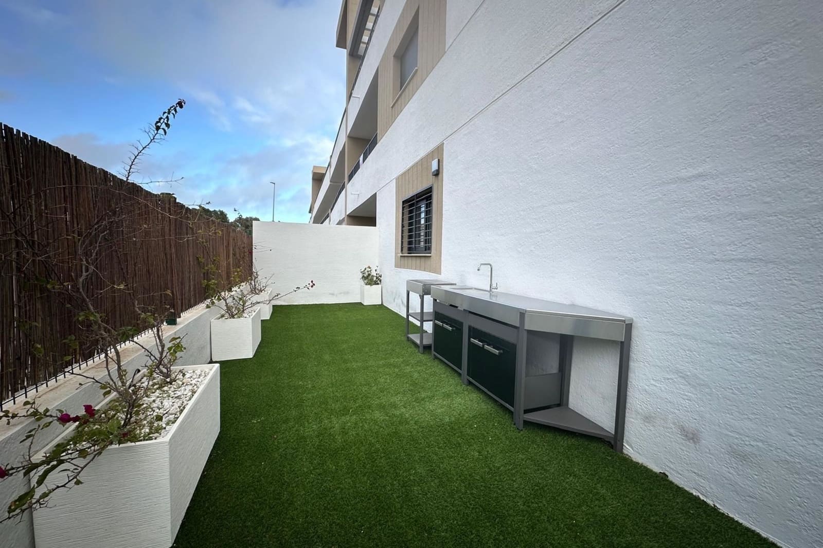 2 slaapkamer Appartement te koop in Pilar de la Horadada met zwembad - € 299.900 (Ref: 9691418)