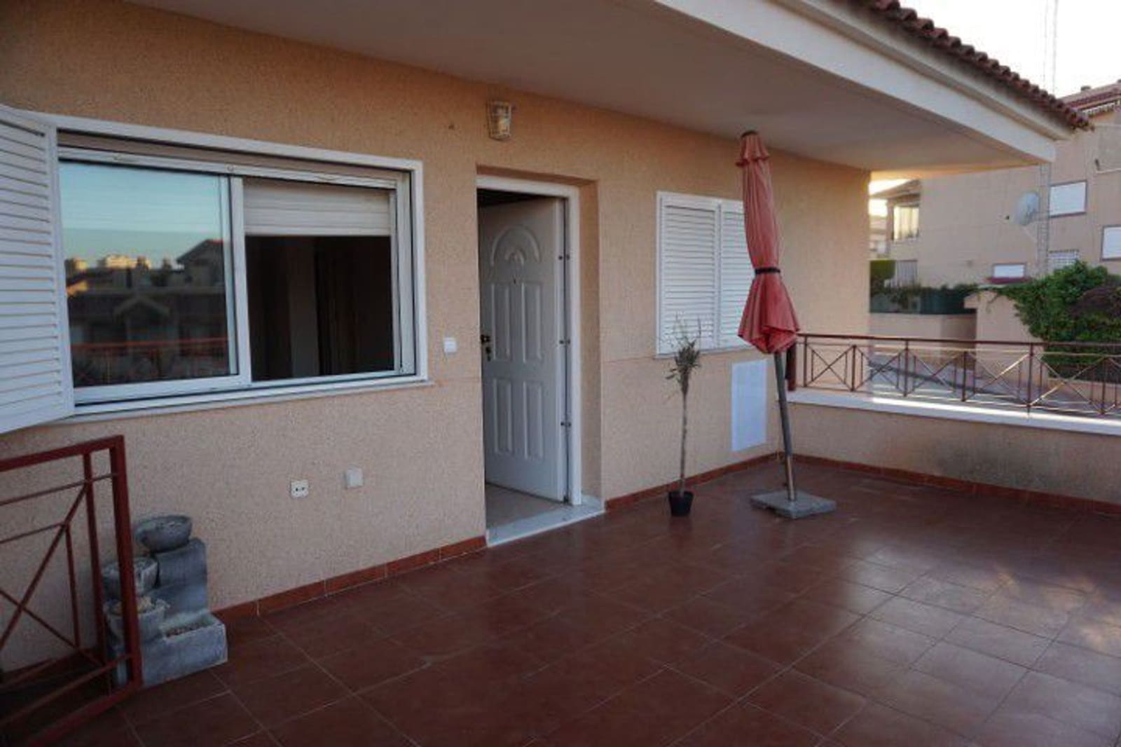 3 slaapkamer Appartement te koop in Gran Alacant met zwembad - € 280.000 (Ref: 9713852)