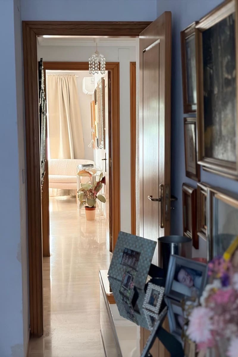 3 bedroom Apartment for sale in Alicante / Alacant city - € 700,000 (Ref: 9722649)