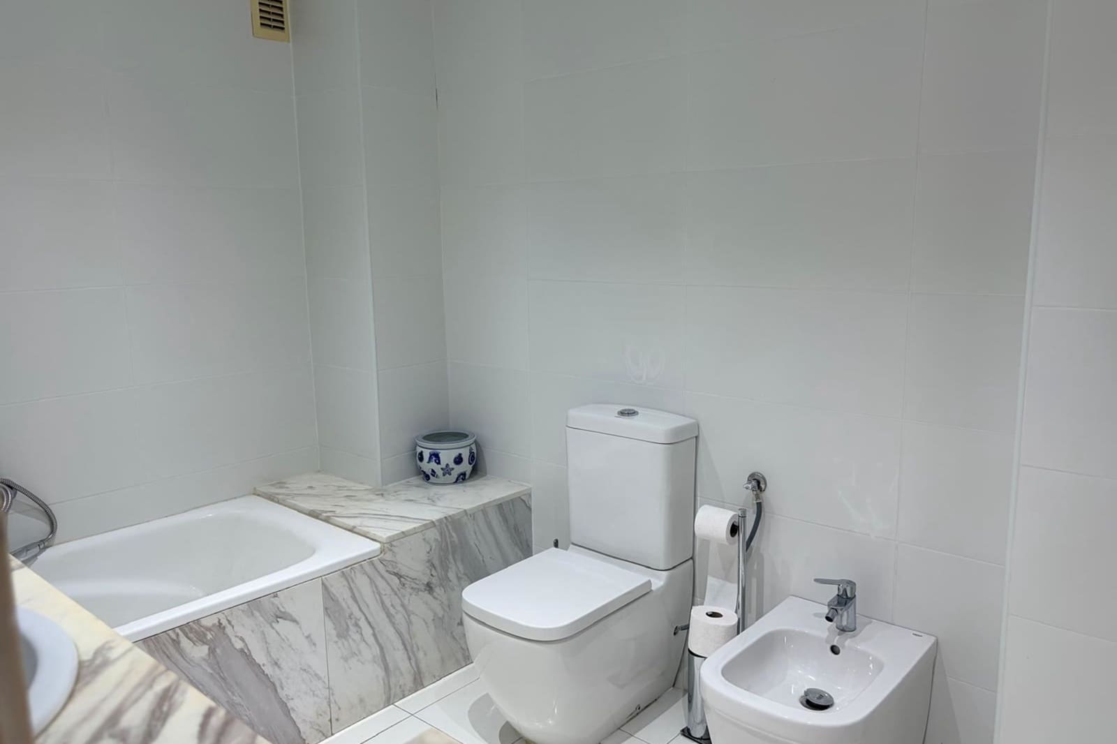 3 bedroom Apartment for sale in Alicante / Alacant city - € 700,000 (Ref: 9722649)