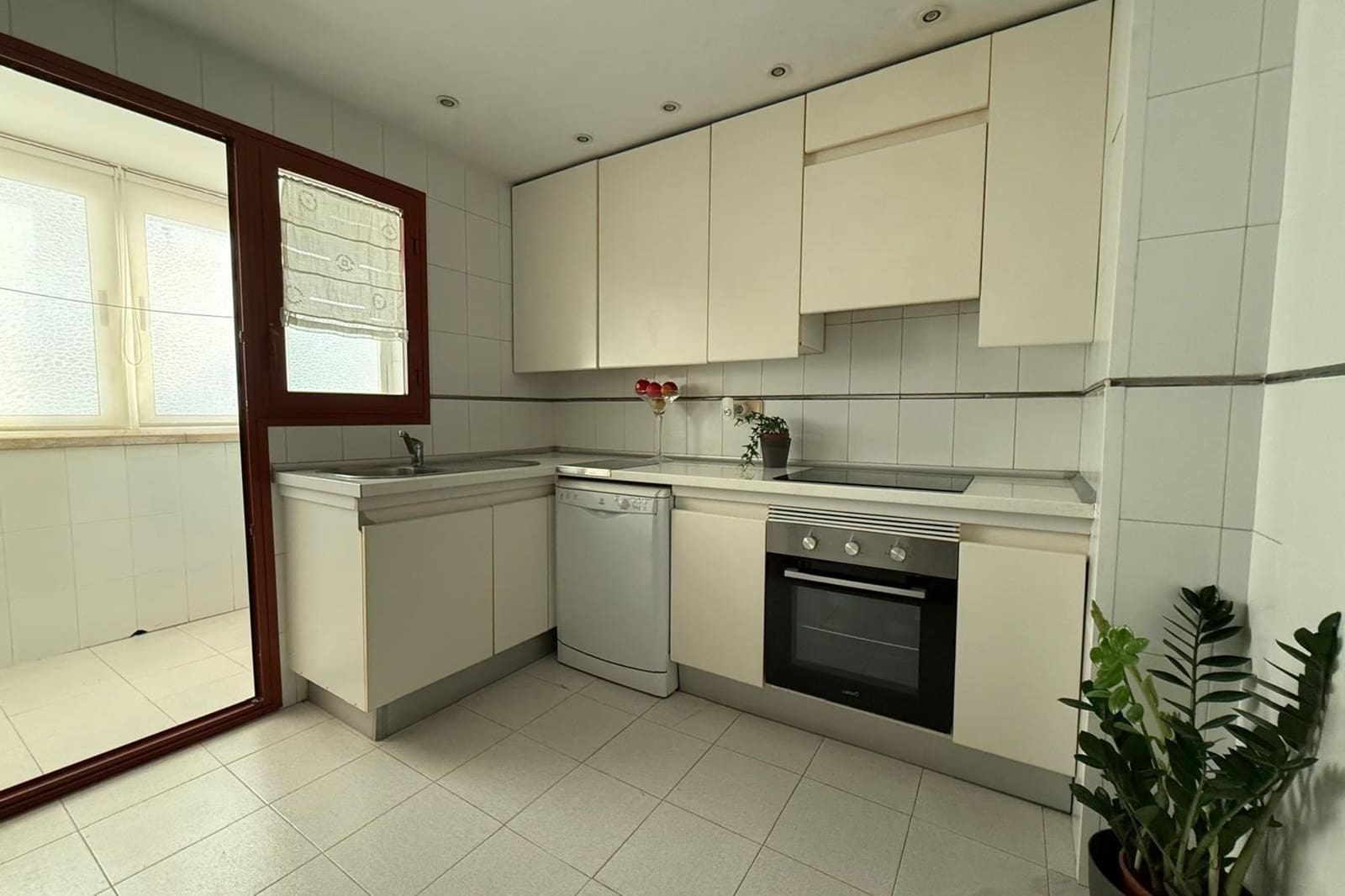 3 bedroom Apartment for sale in Alicante / Alacant city - € 700,000 (Ref: 9722649)