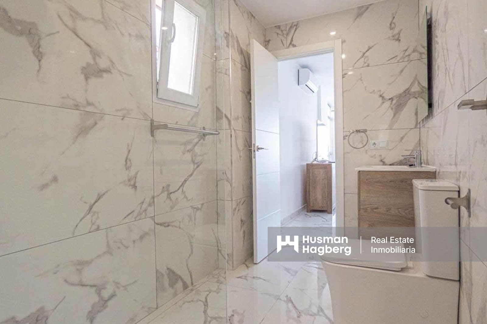 Apartamento de 1 habitación en Villamartin en venta con piscina - 155.000 € (Ref: 9748374)