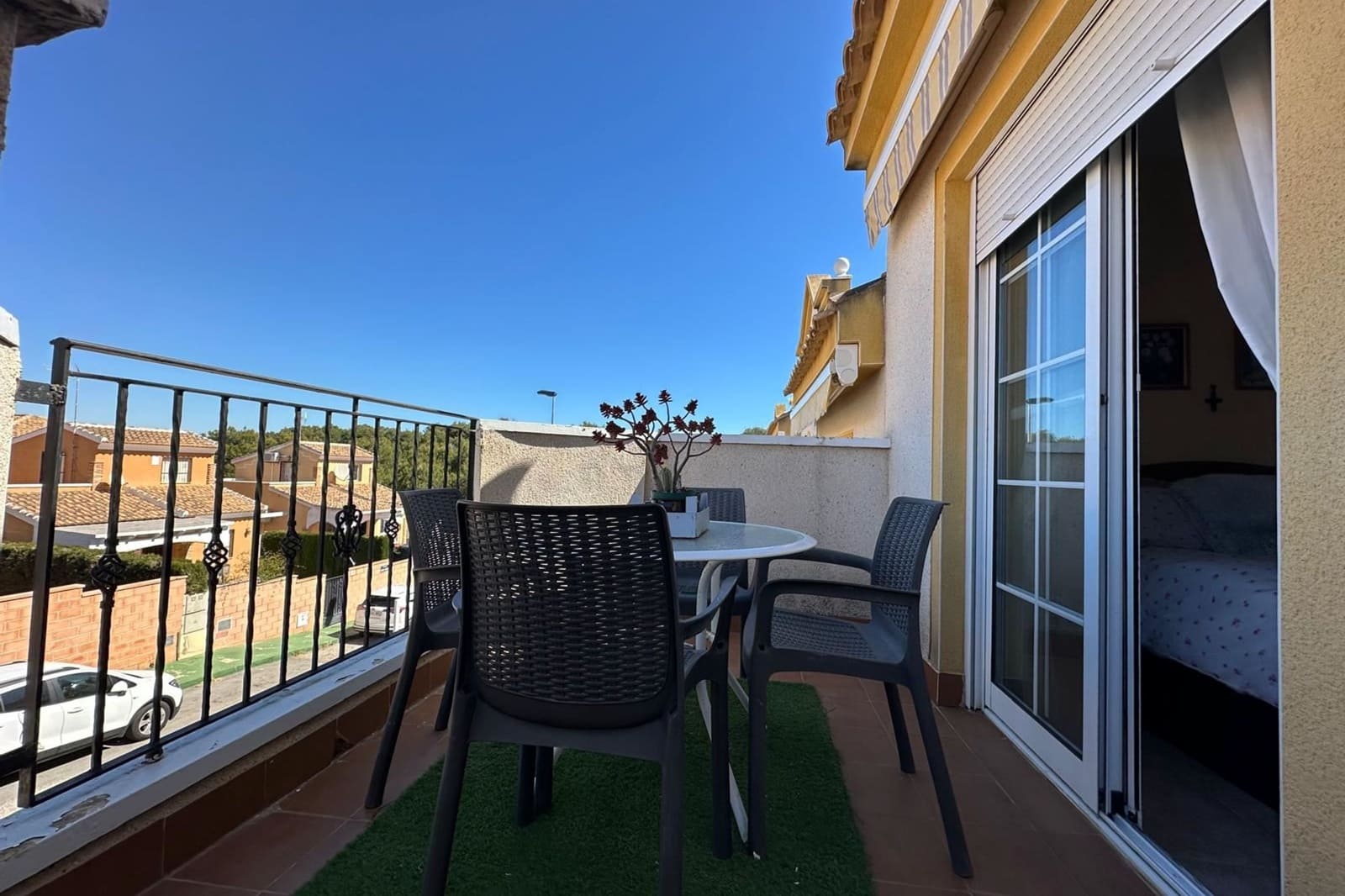 2 makuuhuone Omakotitalo myytävänä paikassa Los Balcones mukana uima-altaan - 199 900 € (Ref: 9748377)