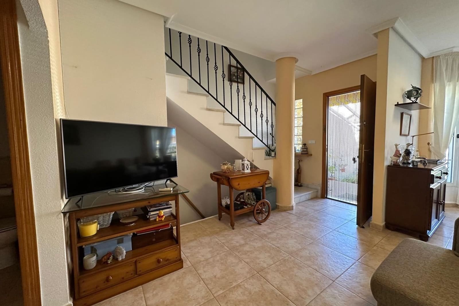 2 makuuhuone Omakotitalo myytävänä paikassa Los Balcones mukana uima-altaan - 199 900 € (Ref: 9748377)