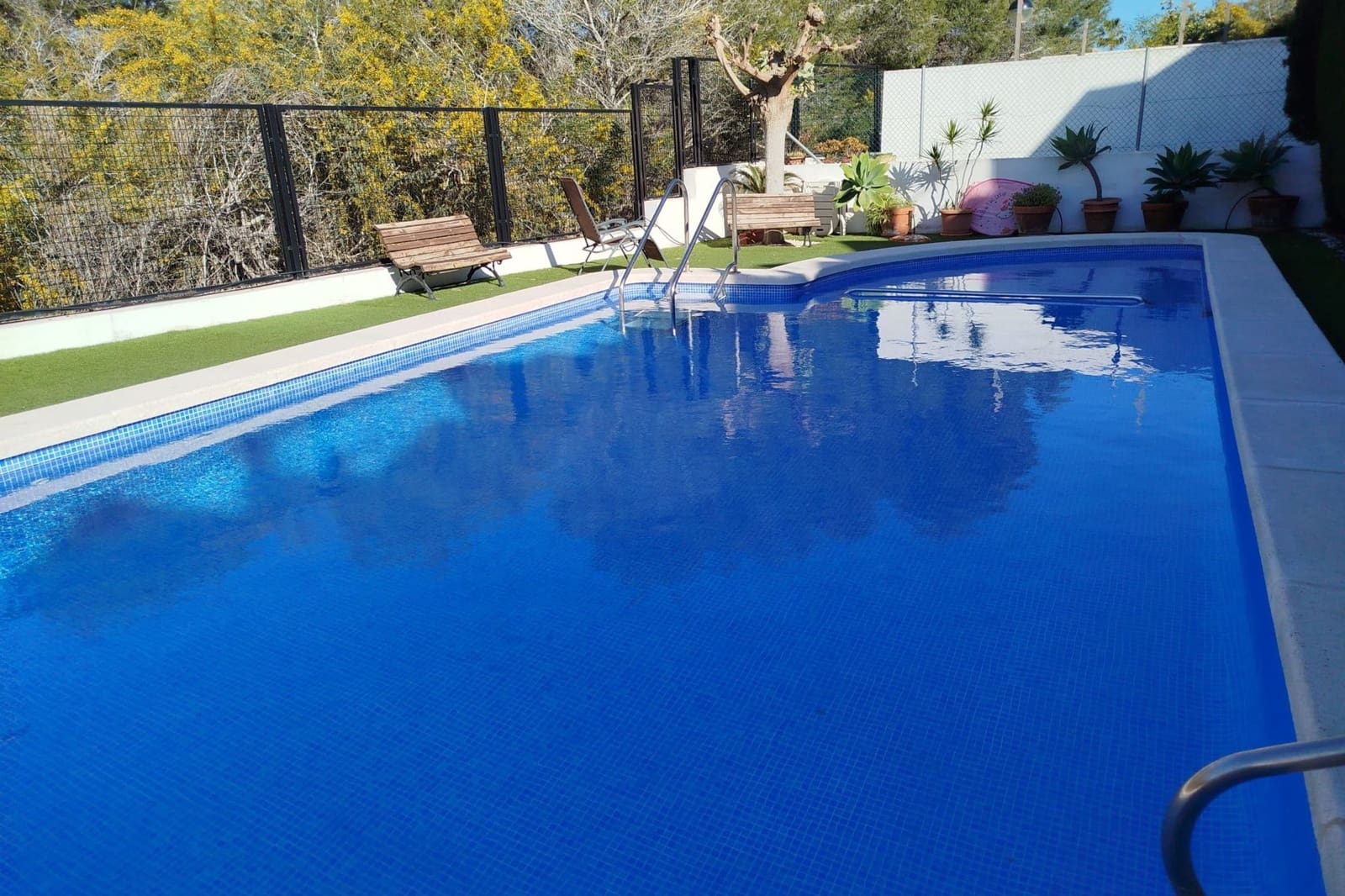 2 makuuhuone Omakotitalo myytävänä paikassa Los Balcones mukana uima-altaan - 199 900 € (Ref: 9748377)