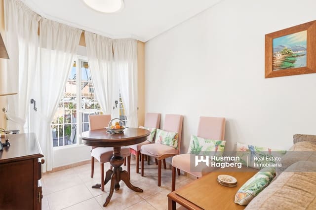 2 makuuhuone Omakotitalo myytävänä paikassa Los Balcones mukana uima-altaan - 199 900 € (Ref: 9748377)