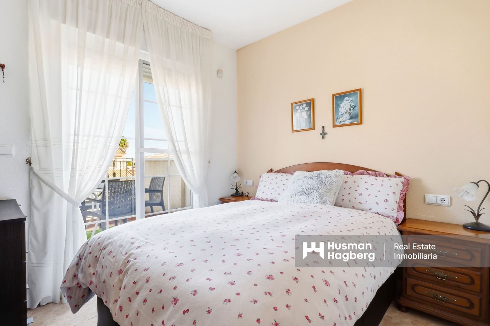 2 bedroom Townhouse for sale in Los Balcones with pool - € 199,900 (Ref: 9748377)