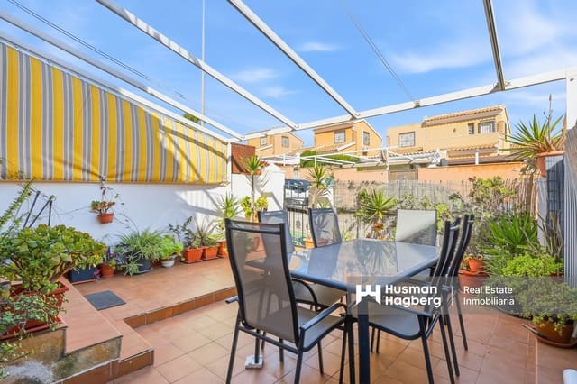 2 makuuhuone Omakotitalo myytävänä paikassa Los Balcones mukana uima-altaan - 199 900 € (Ref: 9748377)