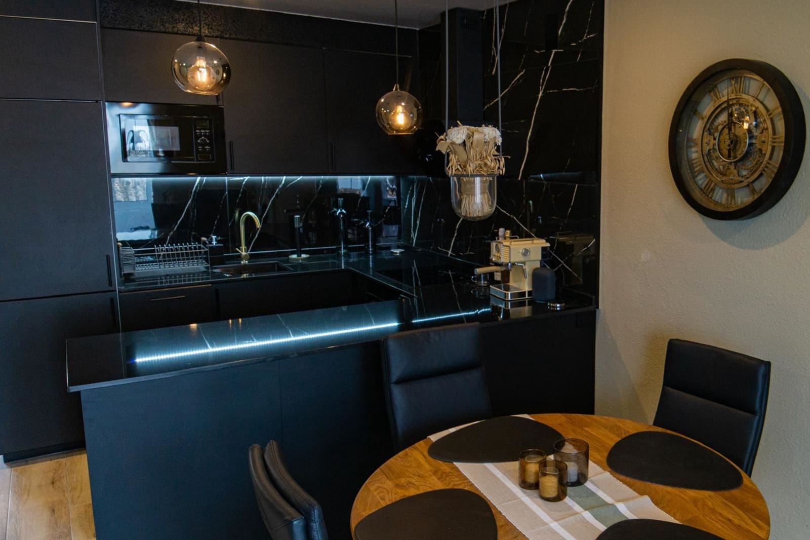 2 Zimmer Apartment zu verkaufen in Torrevieja mit Pool - 199.000 € (Ref: 9752469)