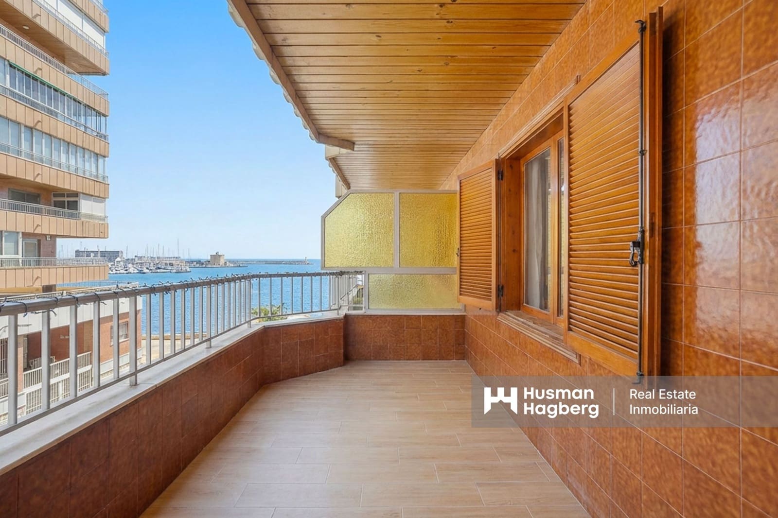 3 bedroom Apartment for sale in Torrevieja with pool - € 279,999 (Ref: 9756672)