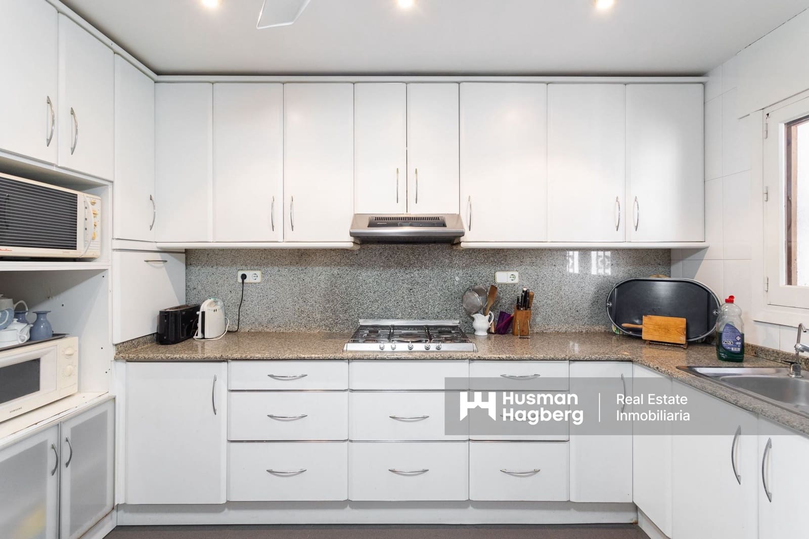 6 quarto Moradia para venda em Campoamor com piscina - 930 000 € (Ref: 9759405)