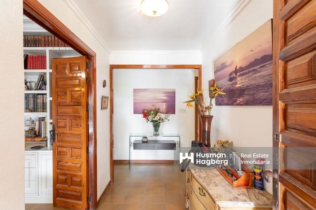 6 quarto Moradia para venda em Campoamor, Orihuela com piscina - 930 000 € (Ref: 9759405)