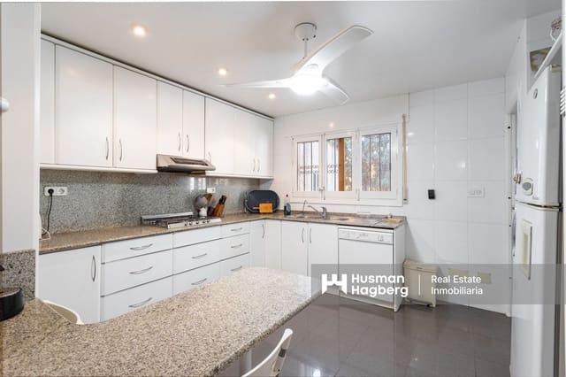 6 quarto Moradia para venda em Campoamor, Orihuela com piscina - 930 000 € (Ref: 9759405)