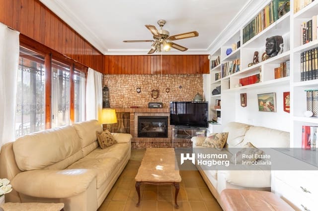 6 quarto Moradia para venda em Campoamor, Orihuela com piscina - 930 000 € (Ref: 9759405)