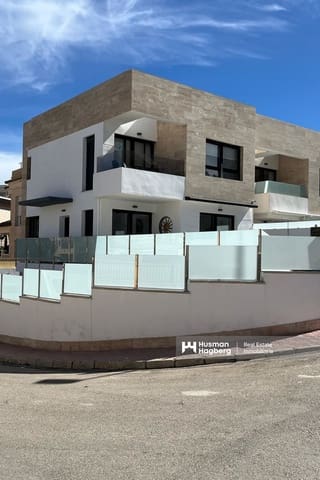 Chalet de 3 habitaciones en Villamartin, Orihuela en venta con piscina - 475.000 € (Ref: 9759406)