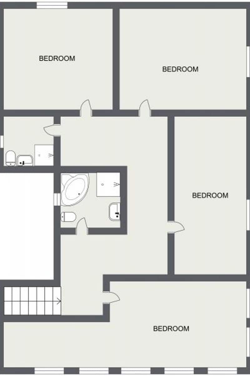 7 bedroom Villa for sale in Villamartin with pool - € 375,000 (Ref: 9759640)