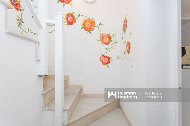 7 chambre Villa/Maison à vendre à Villamartin, Orihuela avec piscine - 375 000 € (Ref: 9759640)