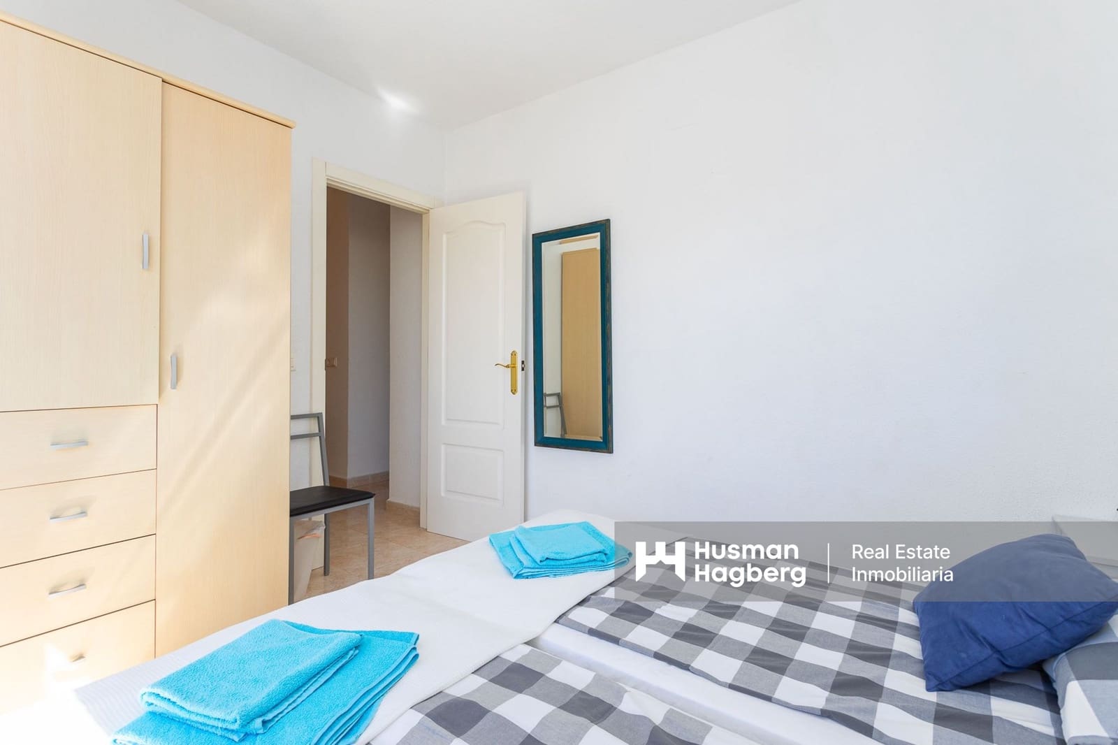 7 bedroom Villa for sale in Villamartin with pool - € 375,000 (Ref: 9759640)