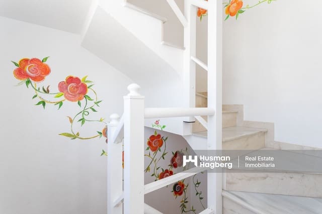 7 chambre Villa/Maison à vendre à Villamartin, Orihuela avec piscine - 375 000 € (Ref: 9759640)