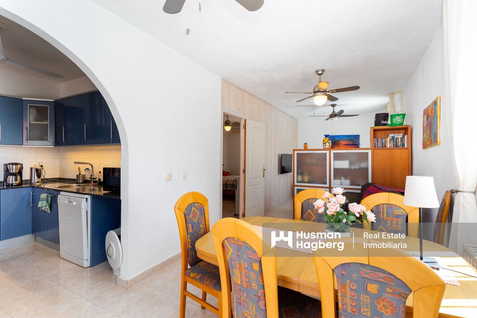 7 bedroom Villa for sale in Villamartin with pool - € 375,000 (Ref: 9759640)