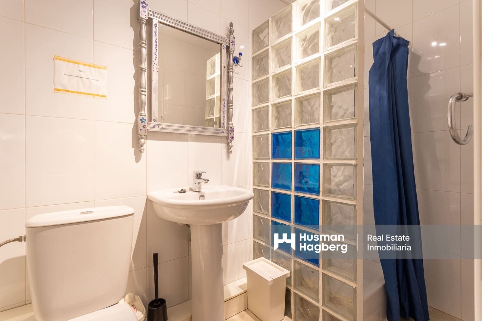 7 bedroom Villa for sale in Villamartin with pool - € 375,000 (Ref: 9759640)