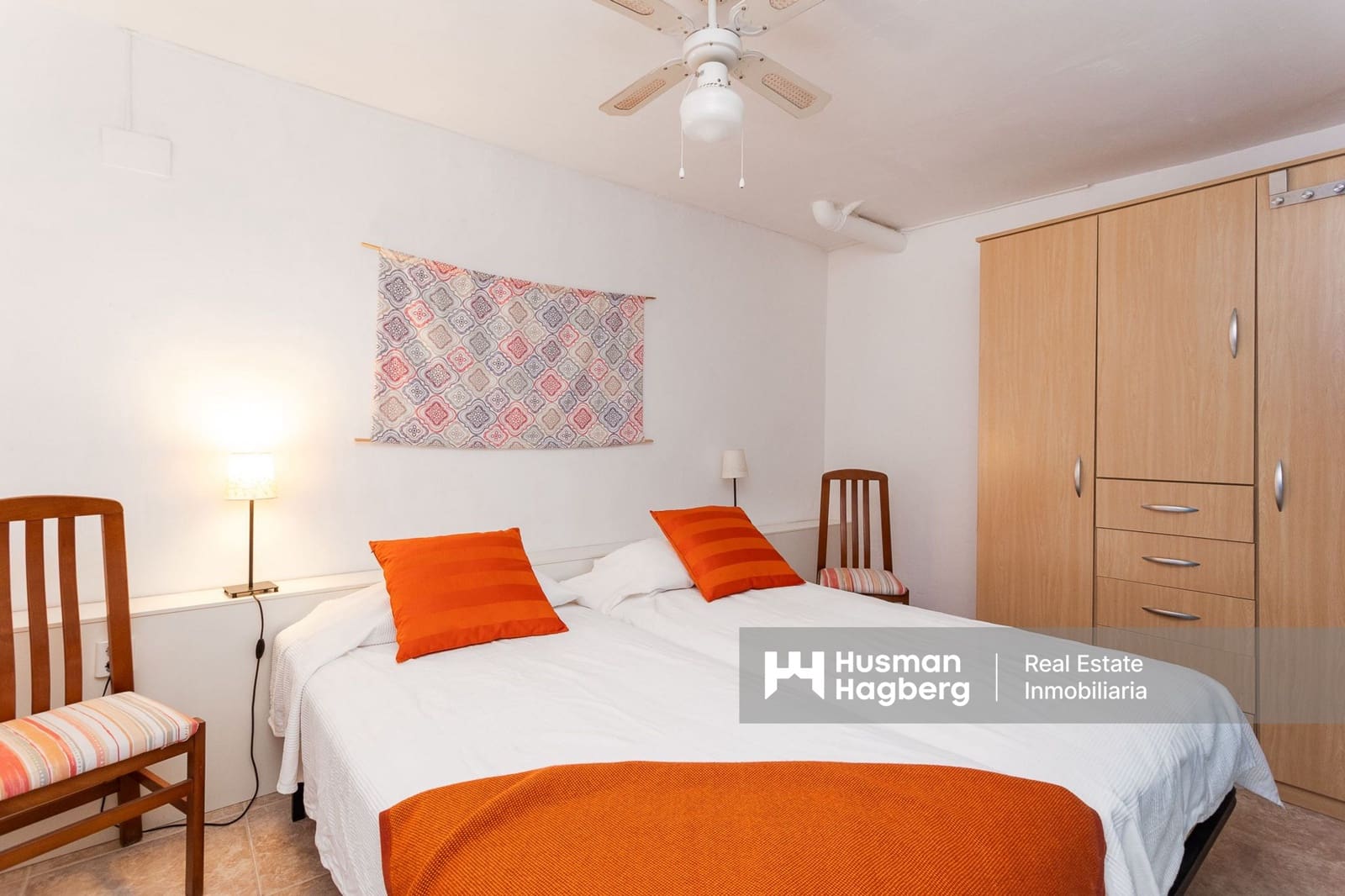 7 bedroom Villa for sale in Villamartin with pool - € 375,000 (Ref: 9759640)