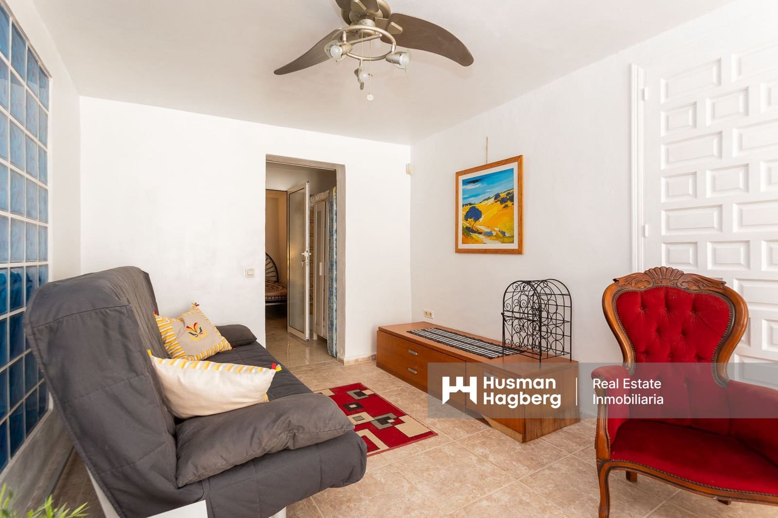 7 bedroom Villa for sale in Villamartin with pool - € 375,000 (Ref: 9759640)