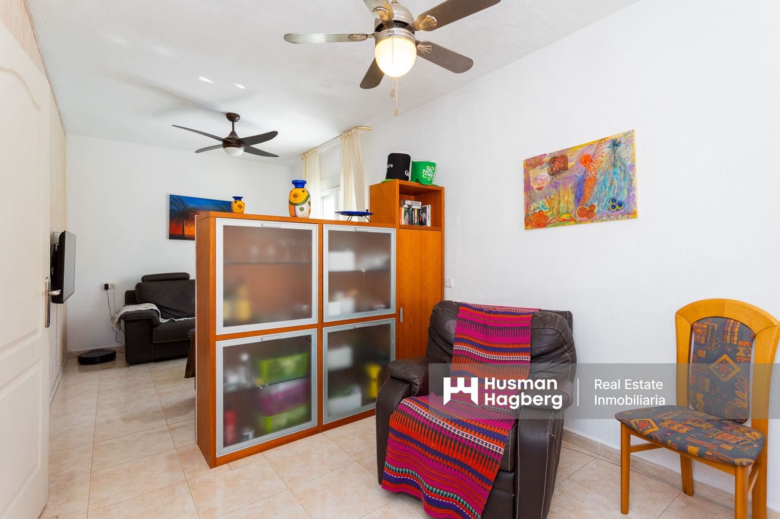 7 bedroom Villa for sale in Villamartin with pool - € 375,000 (Ref: 9759640)