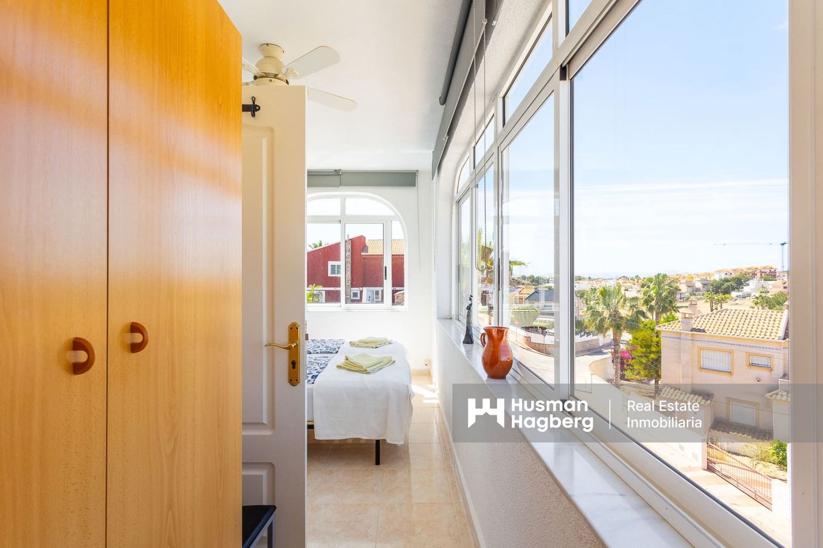 7 bedroom Villa for sale in Villamartin with pool - € 375,000 (Ref: 9759640)