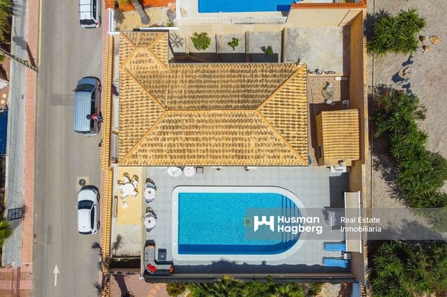 7 chambre Villa/Maison à vendre à Villamartin, Orihuela avec piscine - 375 000 € (Ref: 9759640)