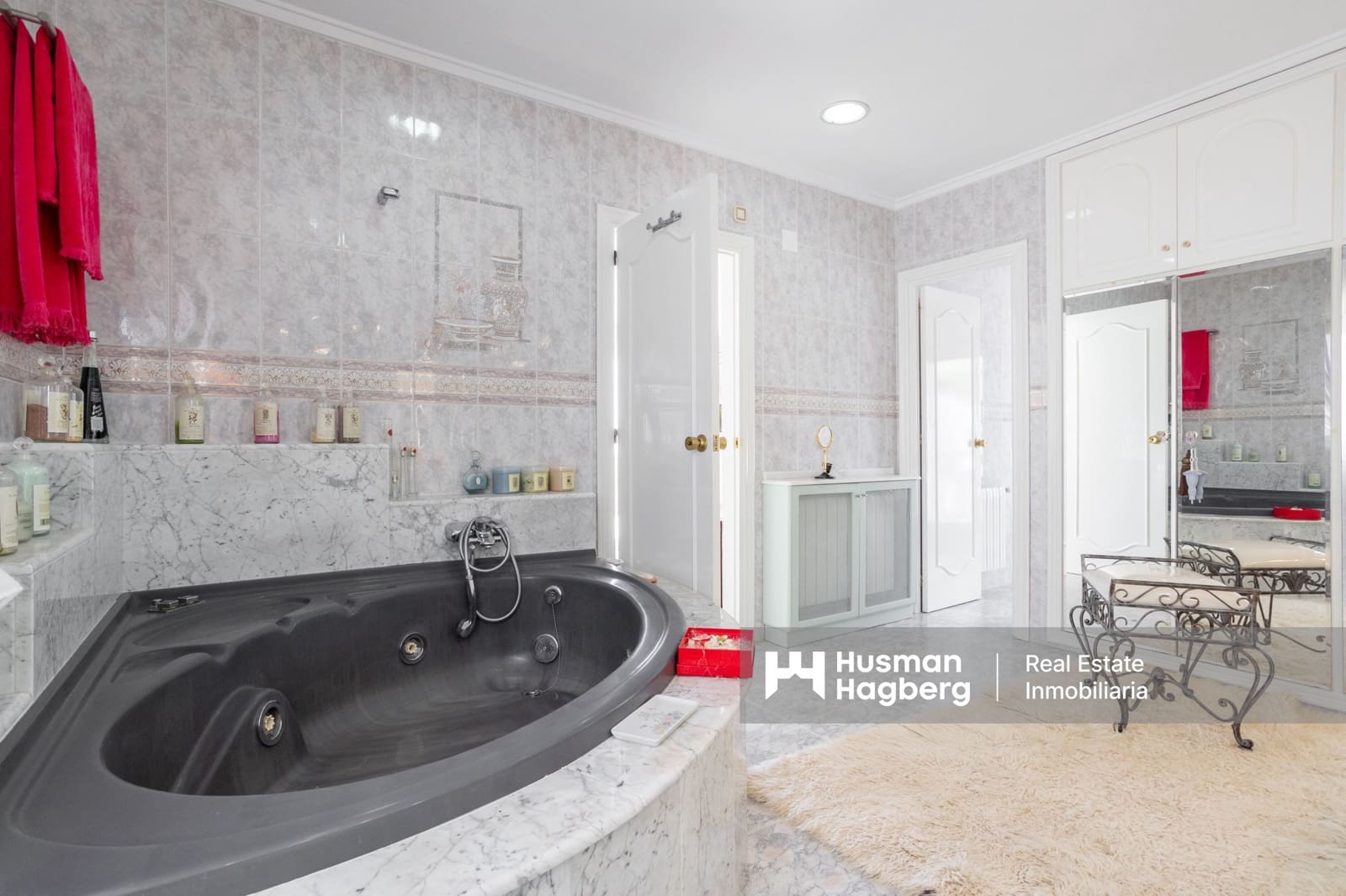 4 sypialnia Willa na sprzedaż w Villamartin z basenem - 699 900 € (Ref: 9759641)