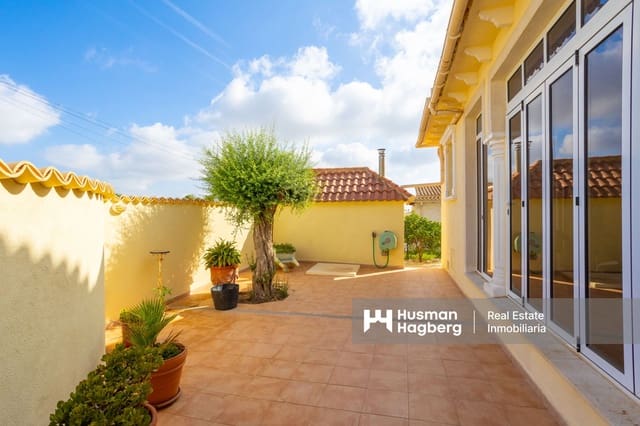 4 sypialnia Willa na sprzedaż w Villamartin, Orihuela z basenem - 699 900 € (Ref: 9759641)