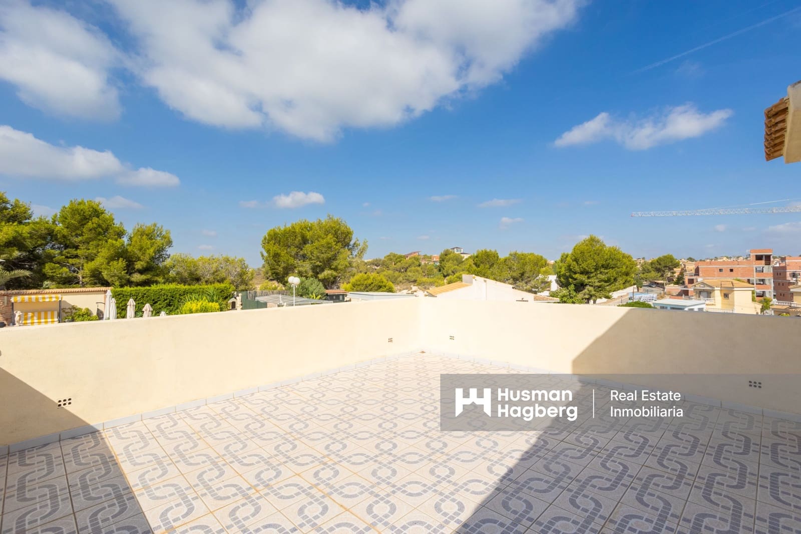 4 sypialnia Willa na sprzedaż w Villamartin z basenem - 699 900 € (Ref: 9759641)