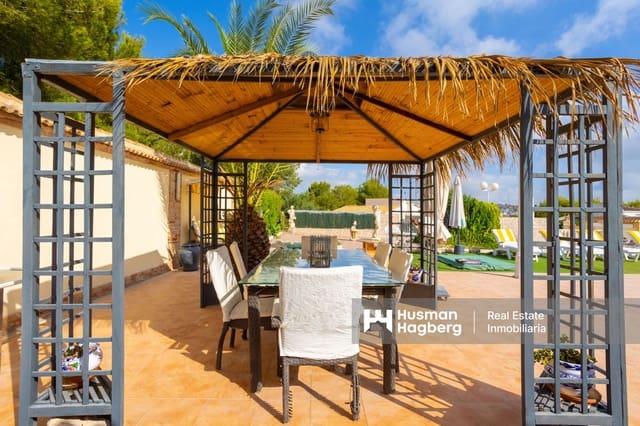 4 sypialnia Willa na sprzedaż w Villamartin, Orihuela z basenem - 699 900 € (Ref: 9759641)