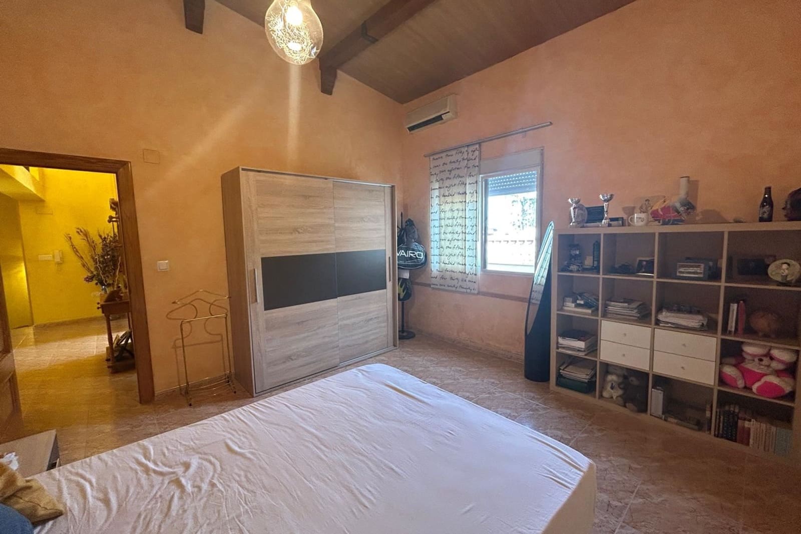 5 makuuhuone Omakotitalo myytävänä paikassa Alicante kaupunki mukana uima-altaan - 325 000 € (Ref: 9761386)