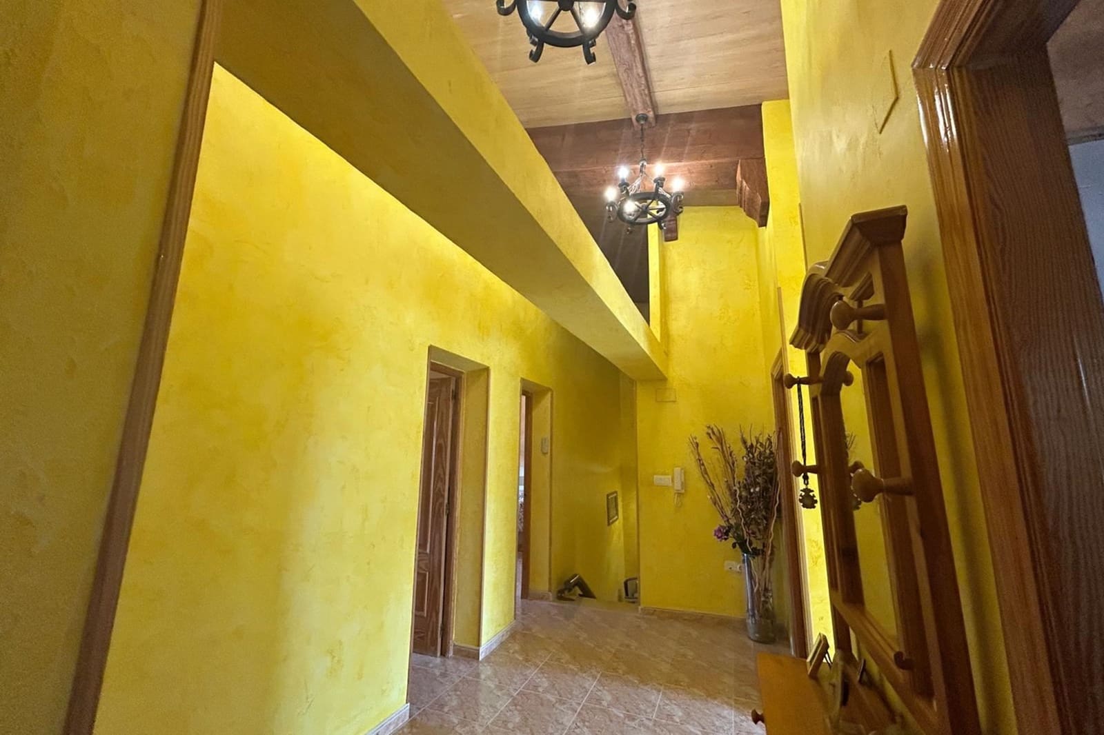 5 makuuhuone Omakotitalo myytävänä paikassa Alicante kaupunki mukana uima-altaan - 325 000 € (Ref: 9761386)