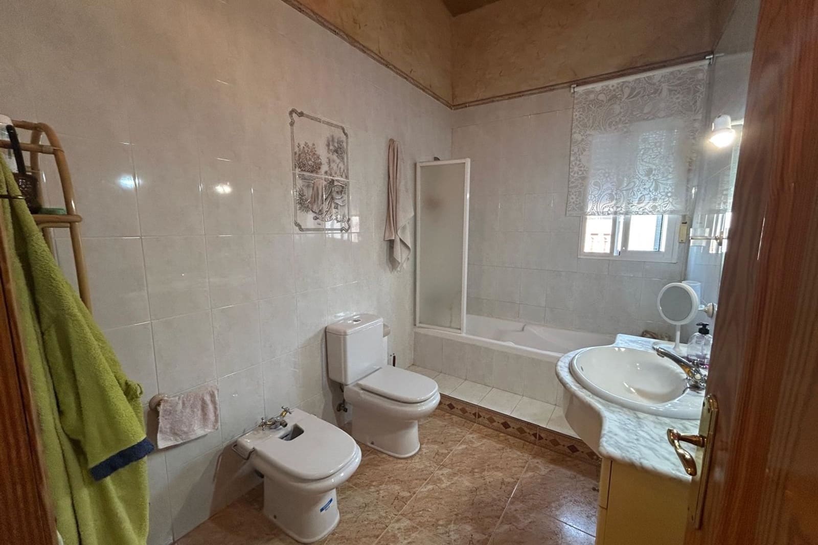 5 makuuhuone Omakotitalo myytävänä paikassa Alicante kaupunki mukana uima-altaan - 325 000 € (Ref: 9761386)