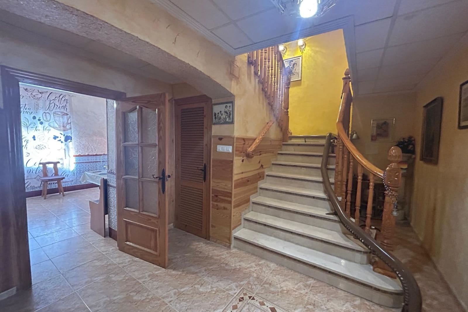 5 makuuhuone Omakotitalo myytävänä paikassa Alicante kaupunki mukana uima-altaan - 325 000 € (Ref: 9761386)