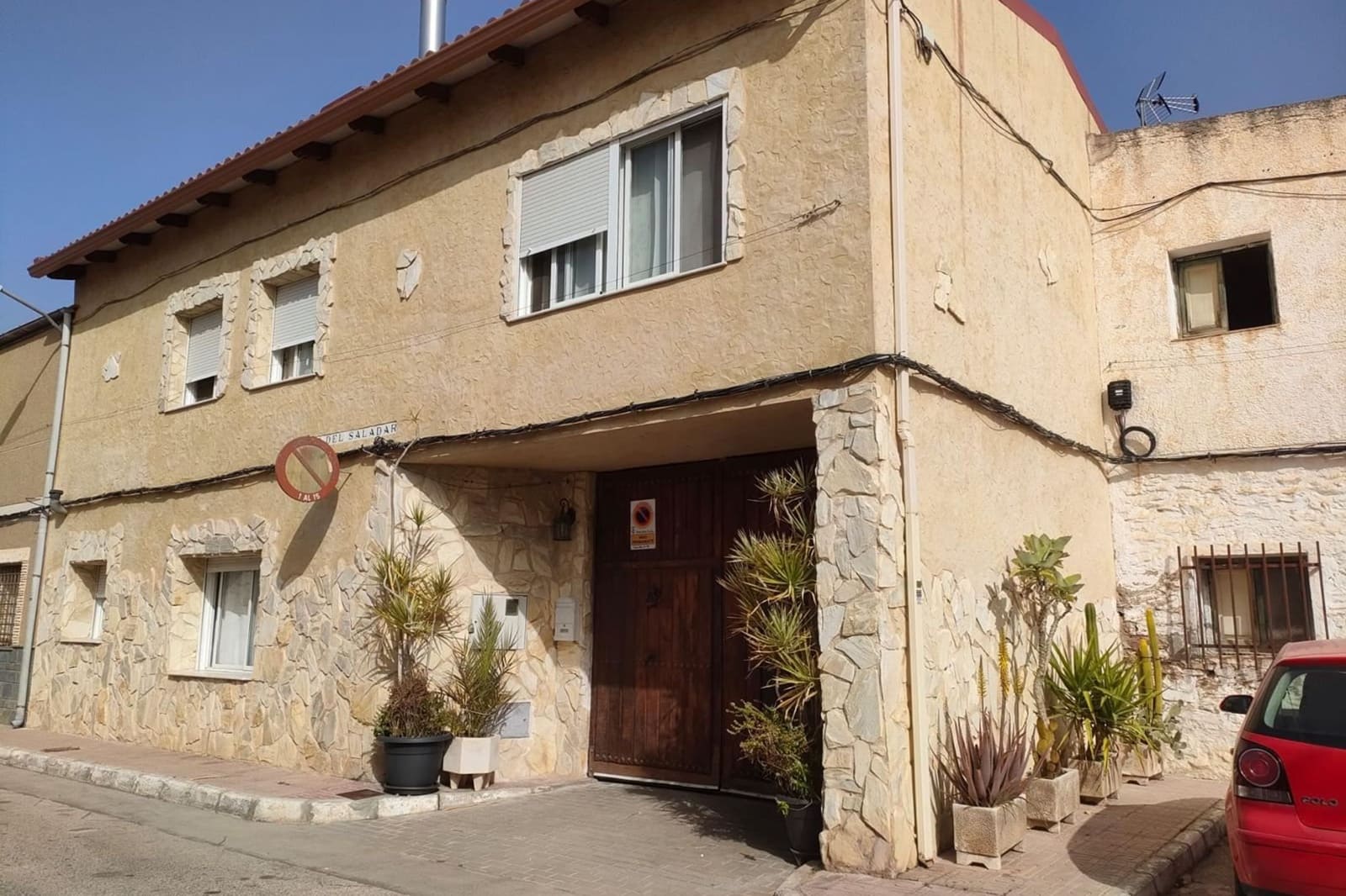 5 makuuhuone Omakotitalo myytävänä paikassa Alicante kaupunki mukana uima-altaan - 325 000 € (Ref: 9761386)