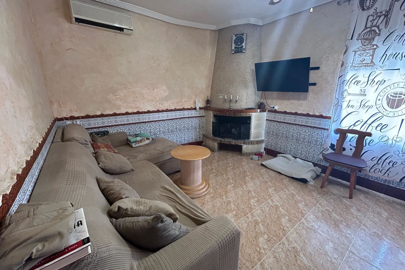 5 makuuhuone Omakotitalo myytävänä paikassa Alicante kaupunki mukana uima-altaan - 325 000 € (Ref: 9761386)