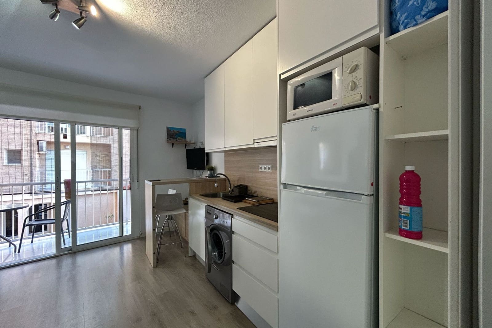 Leilighet til salgs i Torrevieja - € 105 000 (Ref: 9771813)