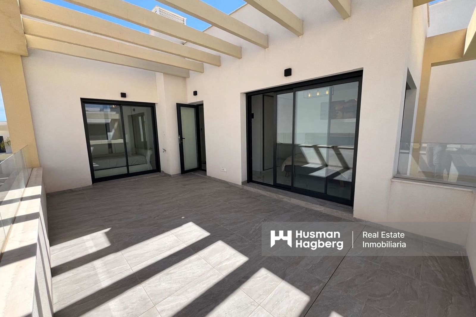 3 bedroom Villa for sale in Los Montesinos with pool - € 399,000 (Ref: 9776895)