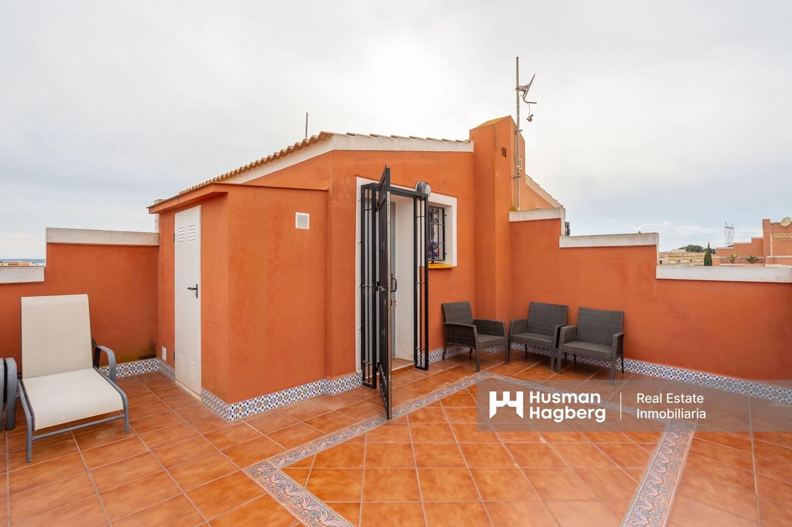 3 quarto Casa em Banda para venda em Los Montesinos com piscina - 209 900 € (Ref: 9776896)