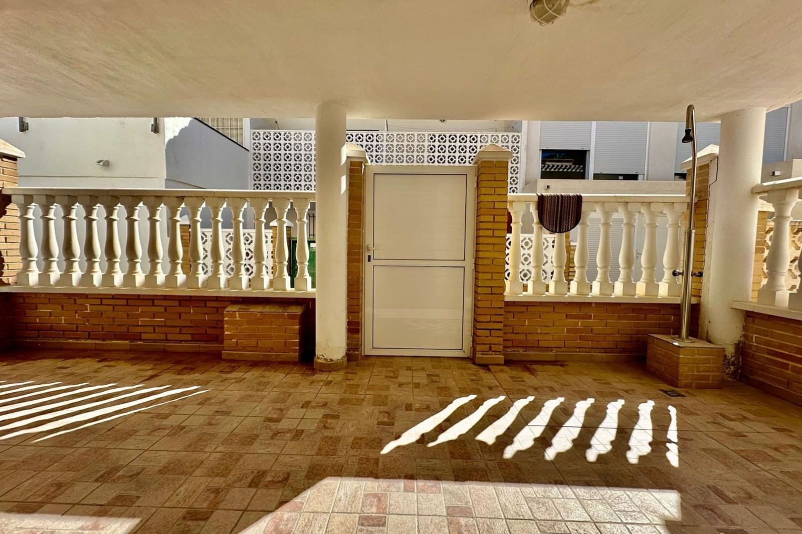 5 bedroom Townhouse for sale in Campoamor - € 340,000 (Ref: 9781369)