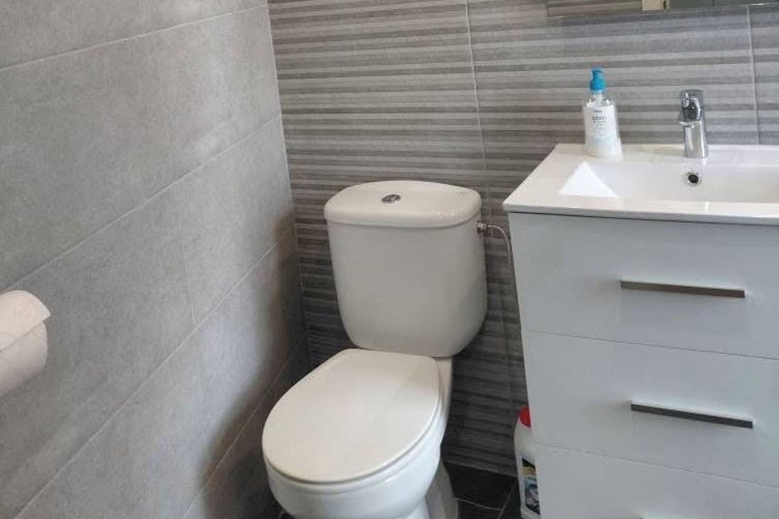 2 bedroom Apartment for sale in Playa Flamenca with pool - € 229,950 (Ref: 9782105)