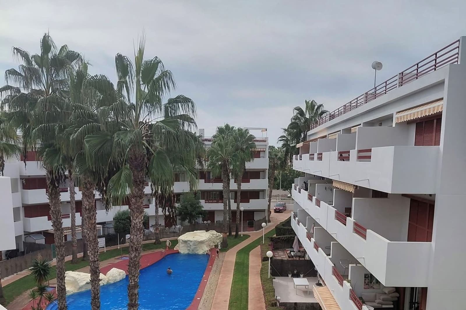 2 bedroom Apartment for sale in Playa Flamenca with pool - € 229,950 (Ref: 9782105)