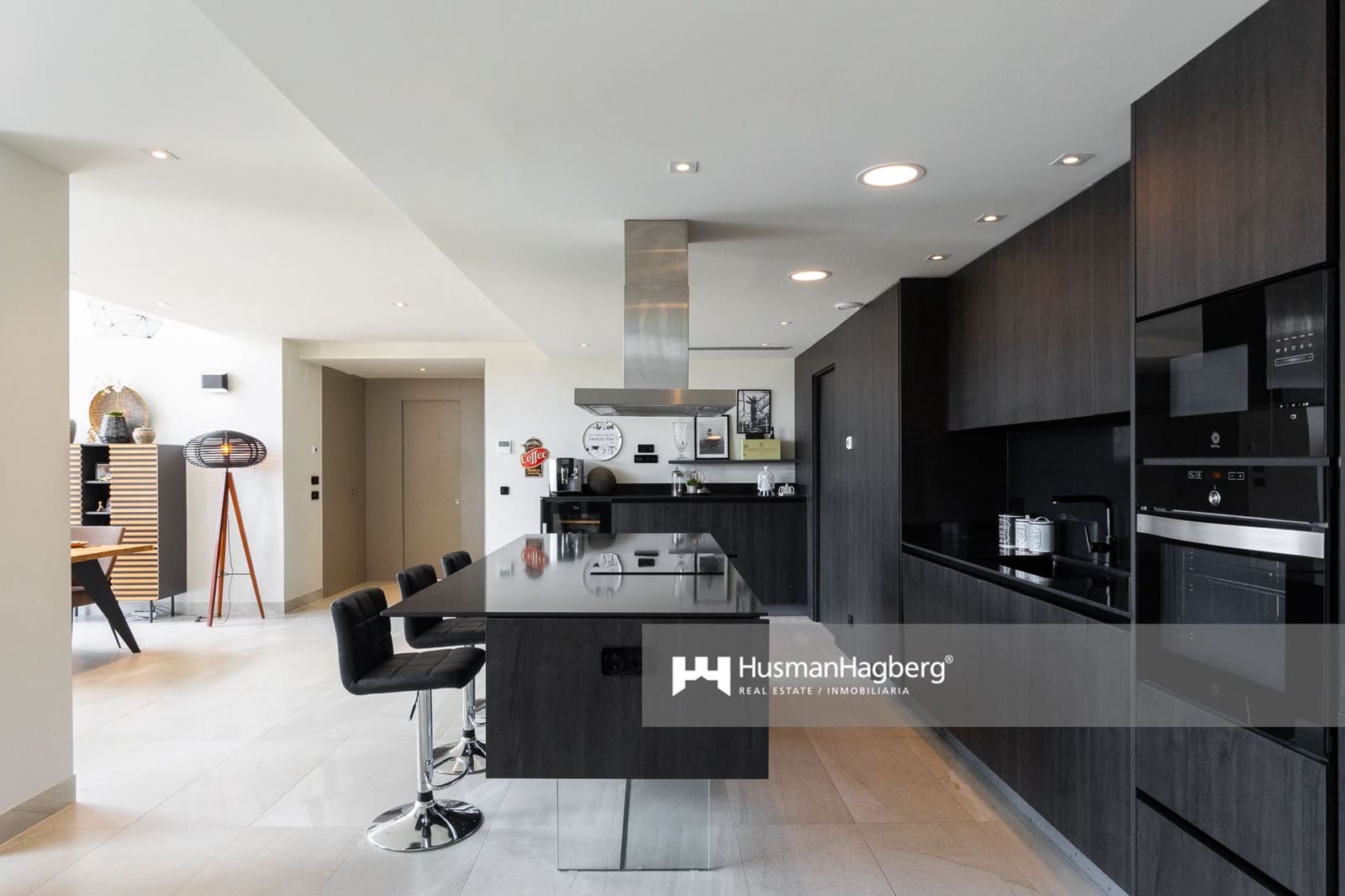 5 bedroom Villa for sale in Villamartin with pool - € 1,295,000 (Ref: 9789573)