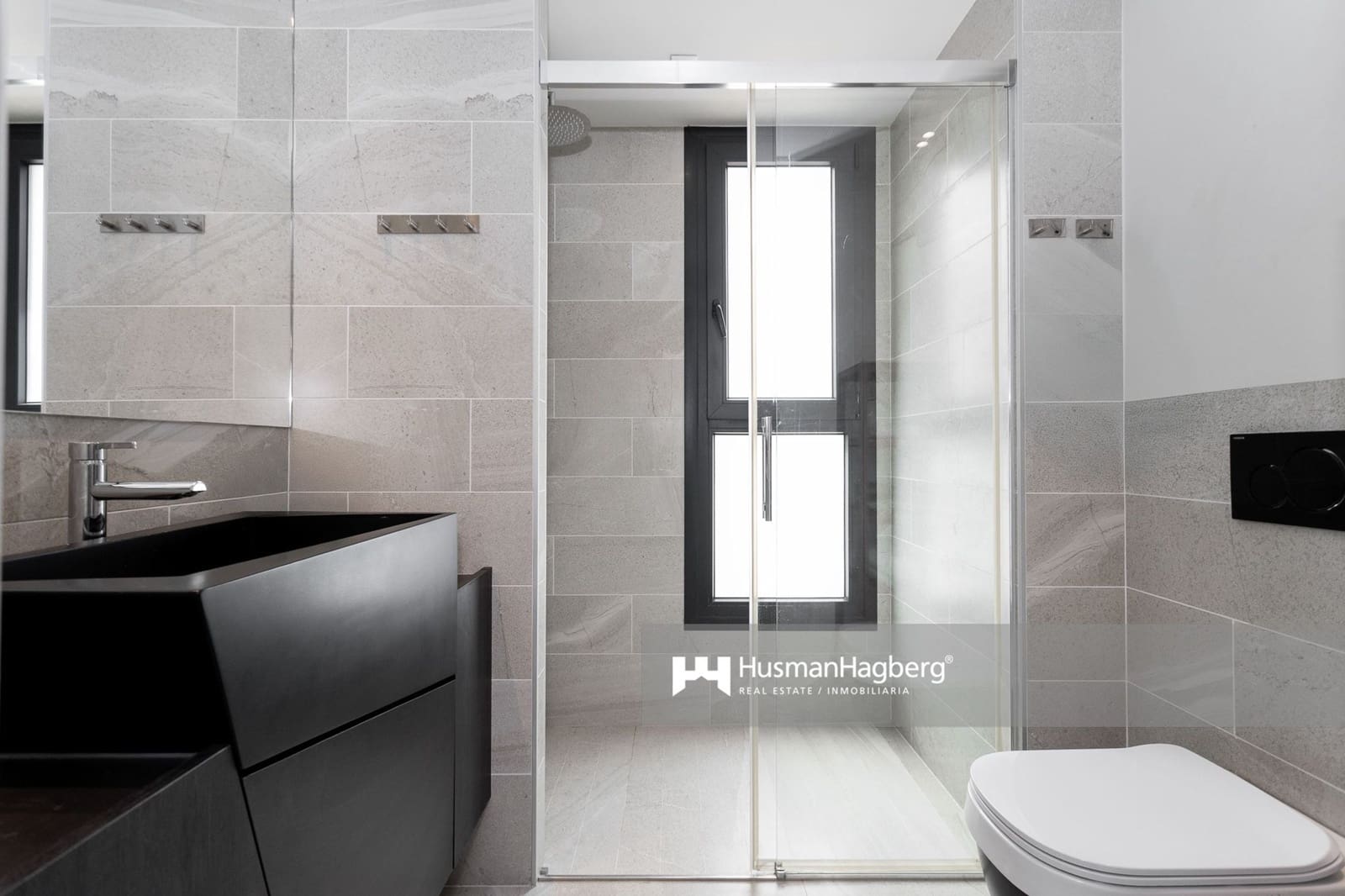 5 bedroom Villa for sale in Villamartin with pool - € 1,295,000 (Ref: 9789573)