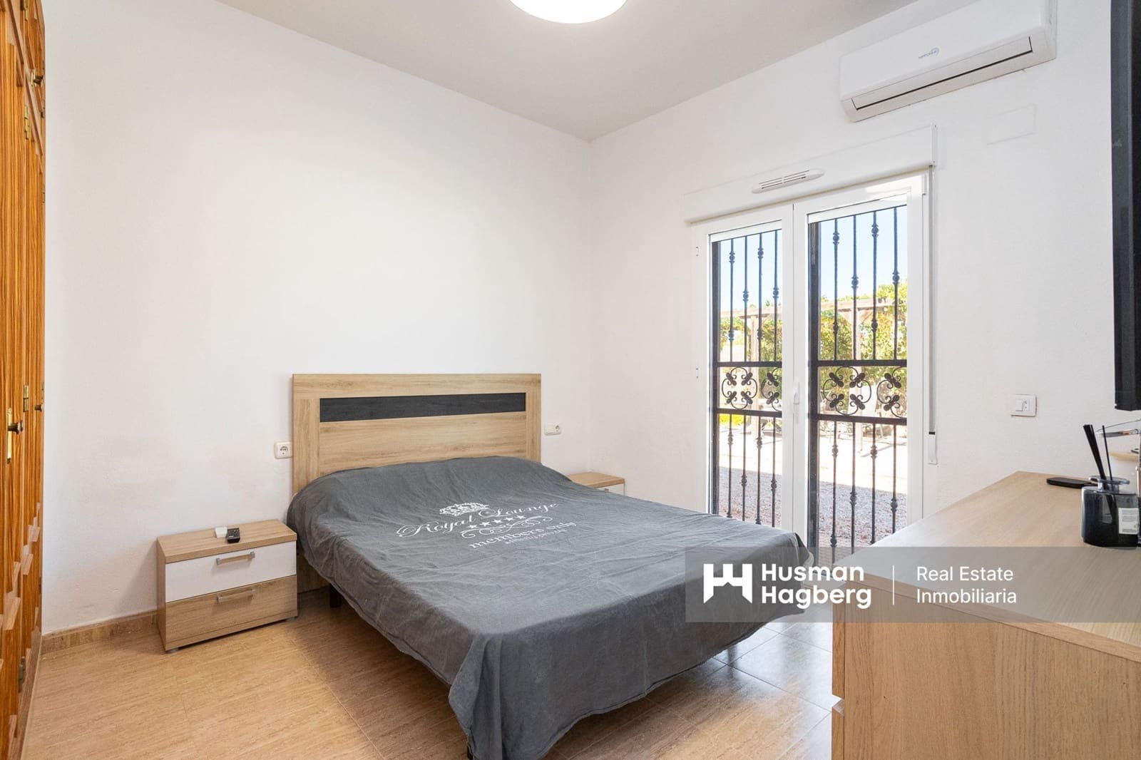 4 makuuhuone Huvila myytävänä paikassa Albatera mukana uima-altaan - 399 000 € (Ref: 9789574)