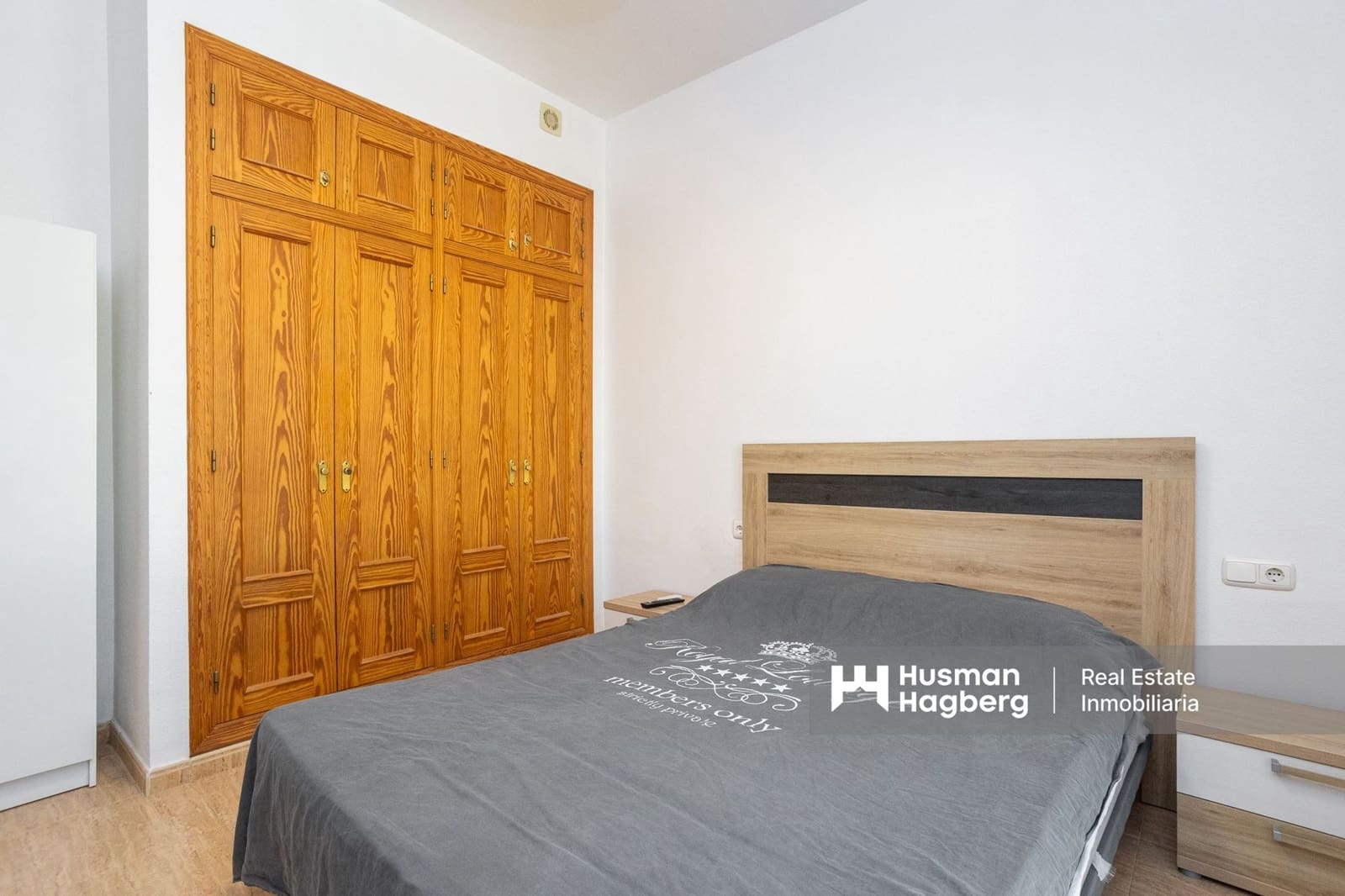 4 makuuhuone Huvila myytävänä paikassa Albatera mukana uima-altaan - 399 000 € (Ref: 9789574)